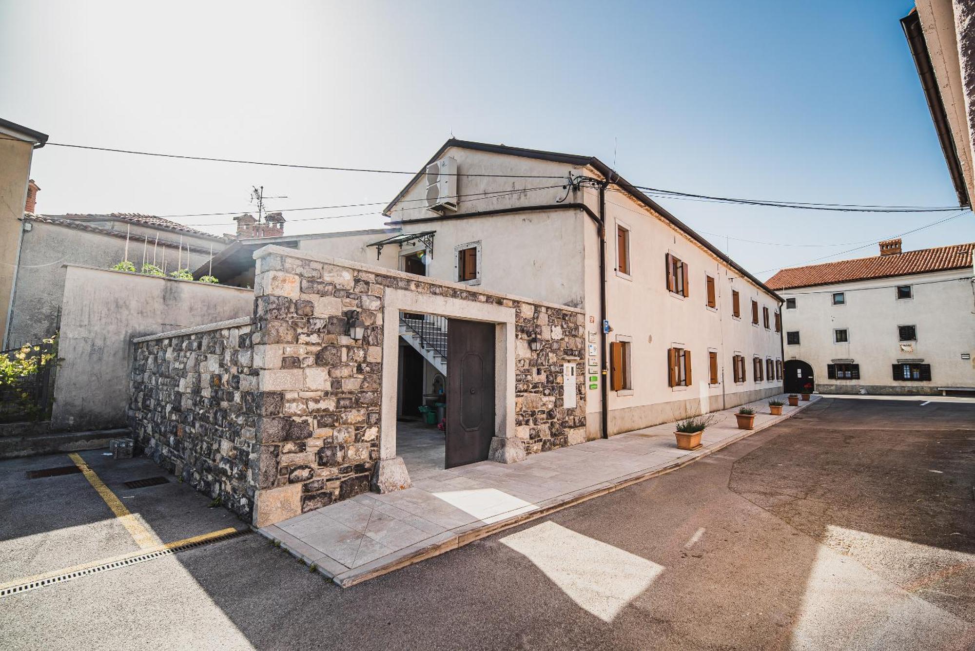 Guesthouse Muha Lipica Exterior foto